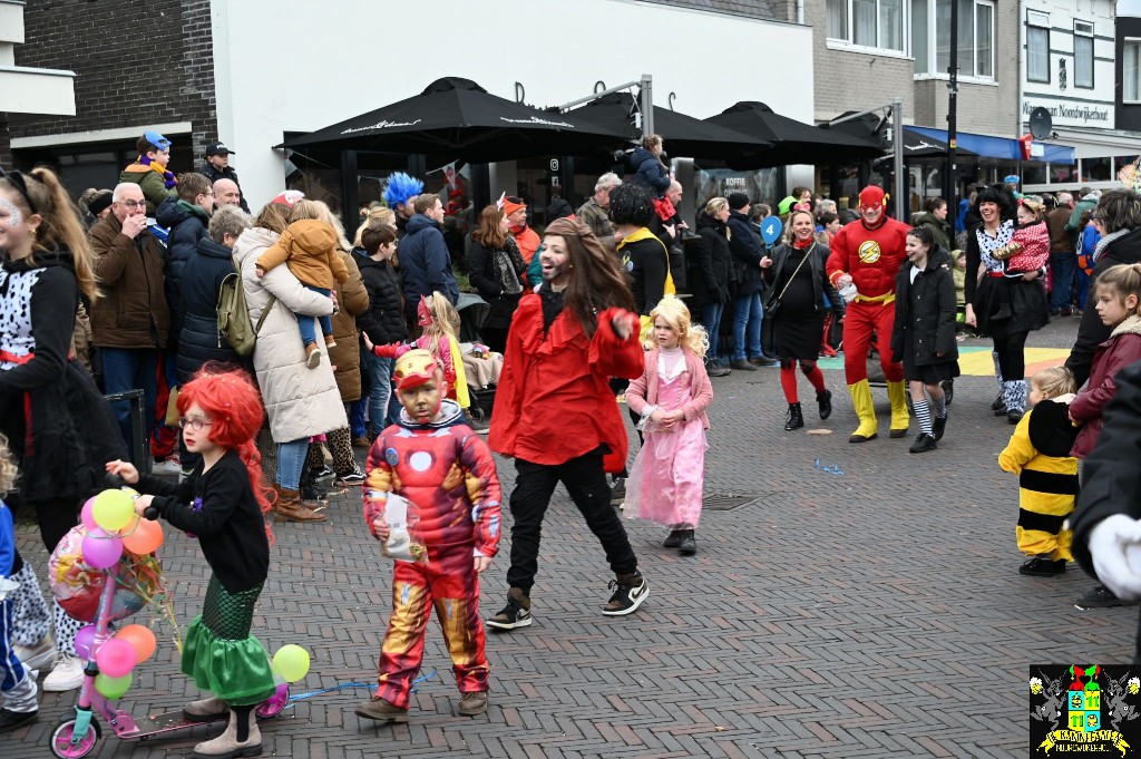 ../Images/Kinderoptocht 2023 035.jpg